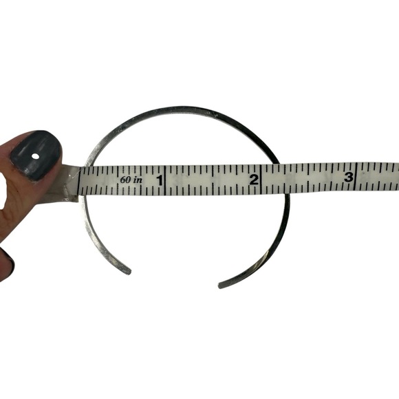 Michael Kors rhinestone silver thin cuff Bracelet - Picture 3 of 4